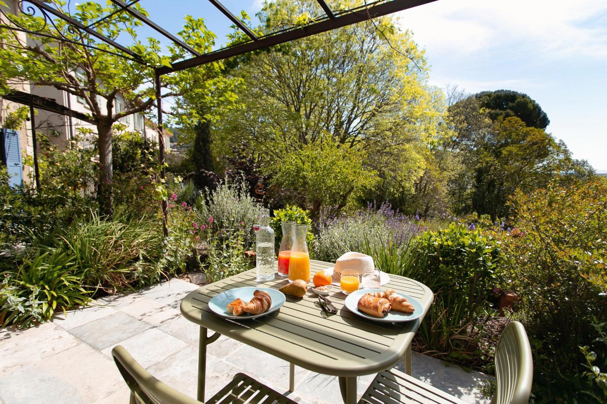 Hotel Lou Calen Cotignac Exterior foto